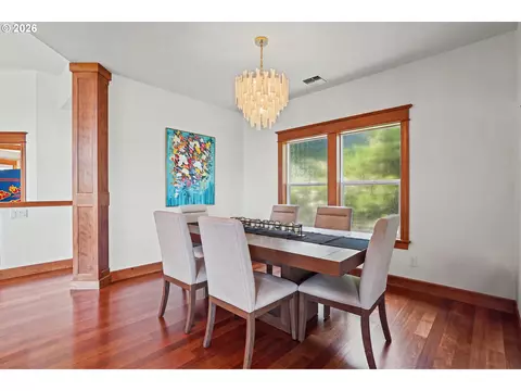 Dining - 6188 Fernhill Loop, Springfield, OR 97478 photo 1 of 3