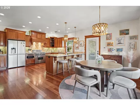 Kitchen - 6188 Fernhill Loop, Springfield, OR 97478 photo 1 of 7