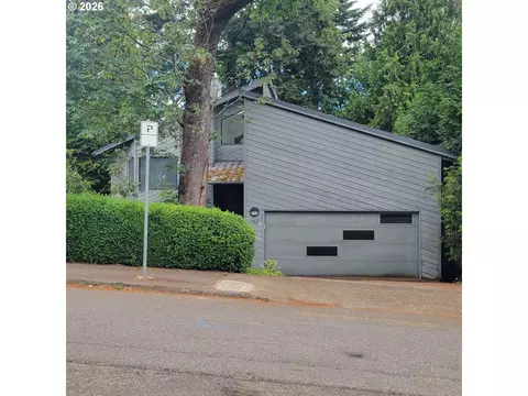 755 SW Chestnut St, Portland, OR 97219