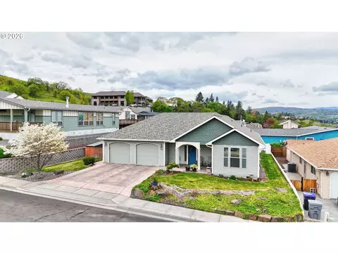 1901 Golden Way, The Dalles, OR 97058