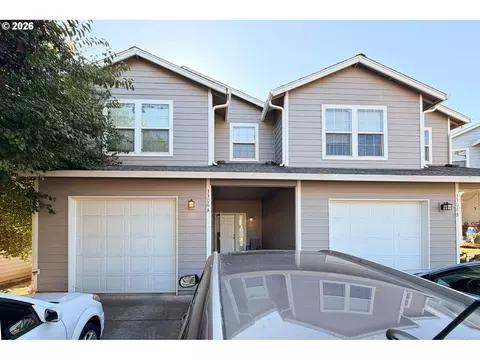 3306 NE 42nd Pl, Vancouver, WA 98661