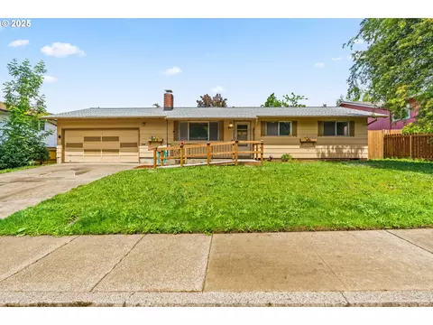 645 W 27th Pl, Eugene, OR 97405