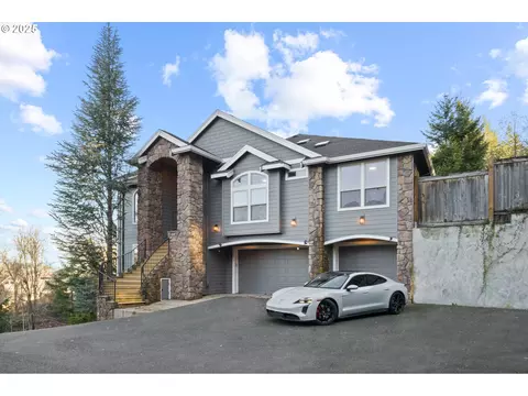 13776 SE Alta Vista Dr, Happy Valley, OR 97086