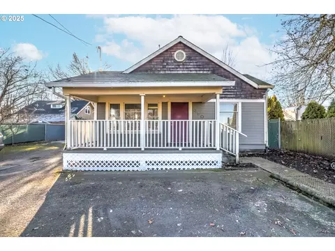 360 SE Oak St, Hillsboro, OR 97123