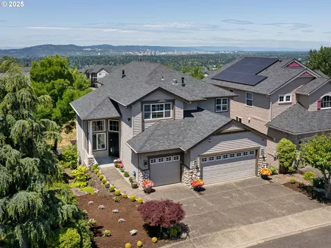8833 SE Bristol Park Dr, Happy Valley, OR 97086