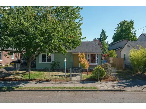 6124 SE 72nd Ave, Portland, OR 97206