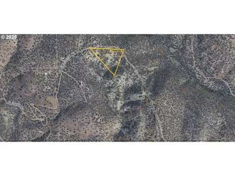 12399 SE Jack Rabbit Tr, Prineville, OR 97754