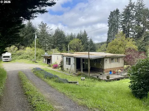 61772 Ross Inlet Rd, Coos Bay, OR 97420