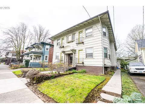 1915 NE 16th Ave, Portland, OR 97212