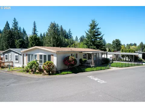 17655 Bluff Rd #53, Sandy, OR 97055