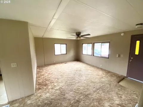 92020 Maple Ln, Springfield, OR 97478 photo 7