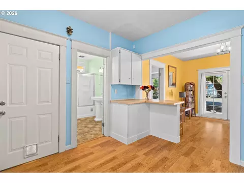 Other - 380 E Berkeley St, Gladstone, OR 97027 photo 7 of 12