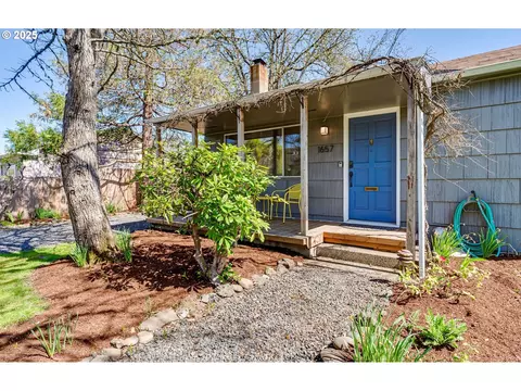 1657 Mckinley St, Eugene, OR 97402