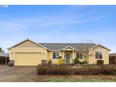 13204 Gaffney Ln, Oregon City, OR 97045