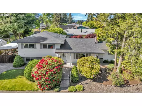 17325 NE Irving St, Portland, OR 97230