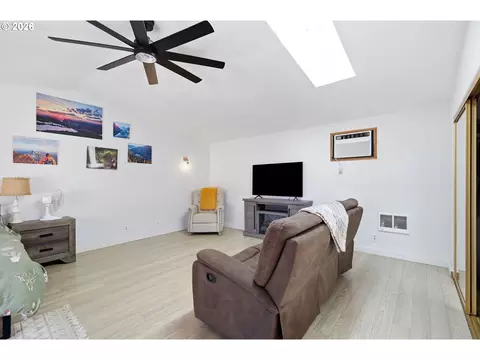 Other - 277 71st Pl, Springfield, OR 97478 photo 5 of 5