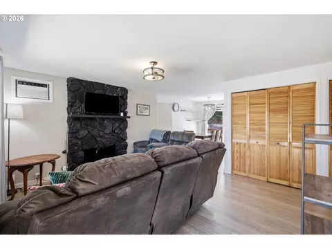 Other - 277 71st Pl, Springfield, OR 97478 photo 3 of 5