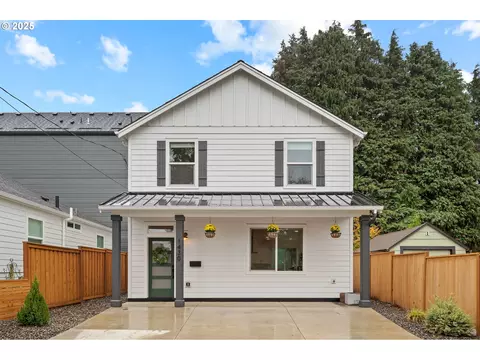 1430 Polk St, Oregon City, OR 97045