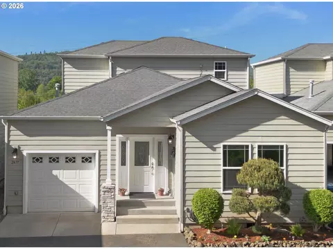 2471 SE Waldon Ave, Roseburg, OR 97470