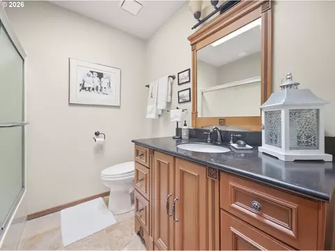 Bath - 2754 NE Hood Ave, Gresham, OR 97030 photo 7 of 7