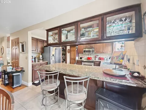 Kitchen - 2754 NE Hood Ave, Gresham, OR 97030 photo 1 of 3