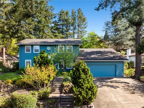 11 El Greco St, Lake Oswego, OR 97035