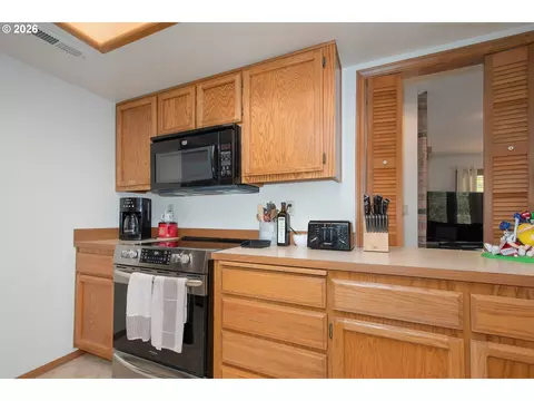 616 SW Eastman Pkwy, Gresham, OR 97080 photo 18