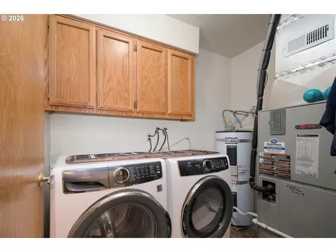 616 SW Eastman Pkwy, Gresham, OR 97080 photo 24