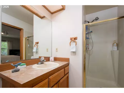 616 SW Eastman Pkwy, Gresham, OR 97080 photo 21