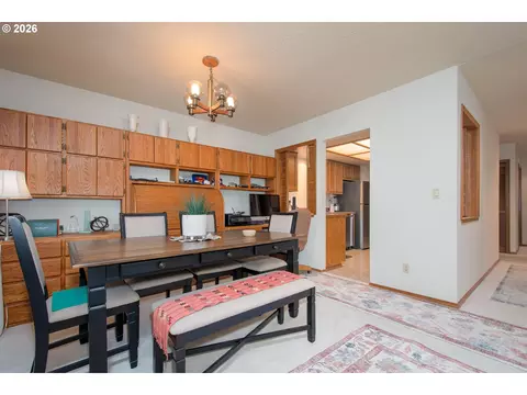 616 SW Eastman Pkwy, Gresham, OR 97080 photo 12