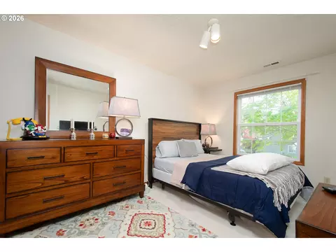 616 SW Eastman Pkwy, Gresham, OR 97080 photo 22