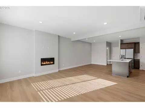 Living - 4011 SW Royal Ave, Gresham, OR 97080 photo 1 of 12