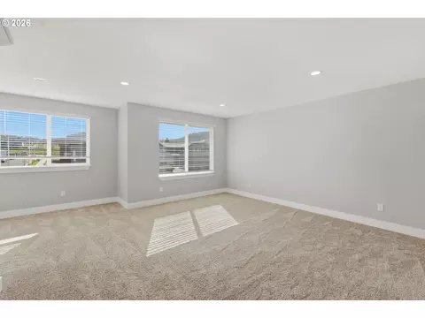 Other - 4011 SW Royal Ave, Gresham, OR 97080 photo 4 of 9