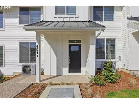 Exterior - 4011 SW Royal Ave, Gresham, OR 97080 photo 2 of 4