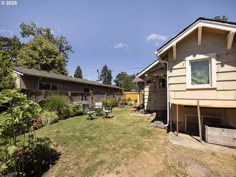 515 E Gloucester St, Gladstone, OR 97027 photo 25
