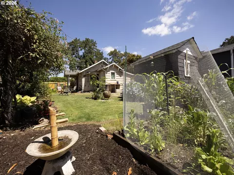 515 E Gloucester St, Gladstone, OR 97027 photo 24