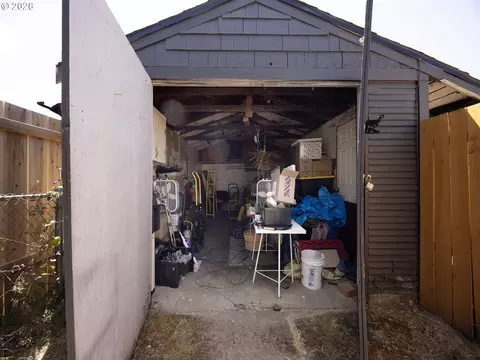 515 E Gloucester St, Gladstone, OR 97027 photo 21