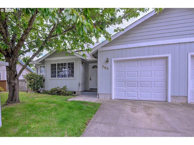 785 Red Cedar Ct, Eugene, OR 97402