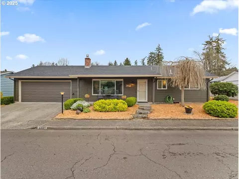 16435 SW Royalty Pkwy, King City, OR 97224