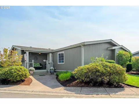 3355 N Delta Hwy #90, Eugene, OR 97408