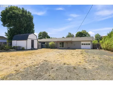 Exterior - 1785 N Danebo Ave, Eugene, OR 97402 photo 8 of 9