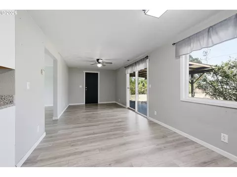 Living - 1785 N Danebo Ave, Eugene, OR 97402 photo 8 of 8