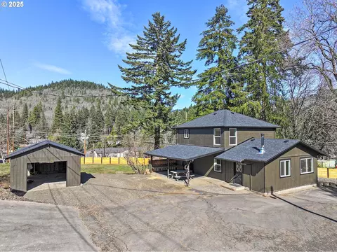 1272 N Main Ave, White Salmon, WA 98672