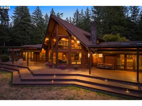 13706 NE River Bend Dr, Battle Ground, WA 98604