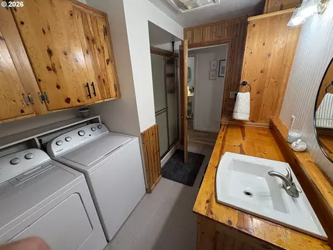 Other - 5968 E St, Springfield, OR 97478 photo 5 of 7