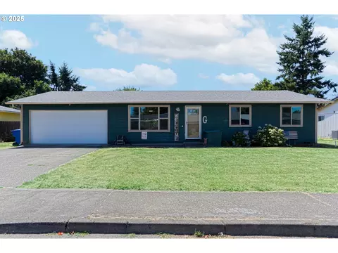 4384 NE Burlington Loop, Salem, OR 97305