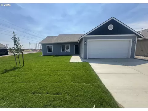 490 Michelle Ave, Umatilla, OR 97882