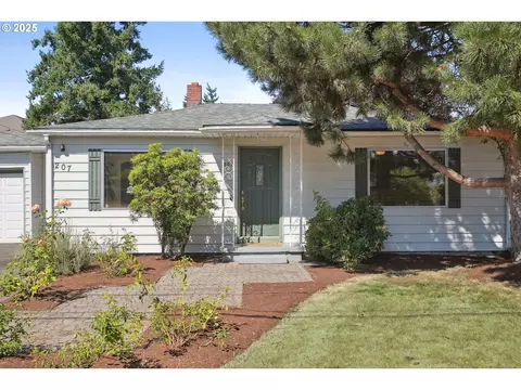 207 SE 108th Ave, Portland, OR 97216