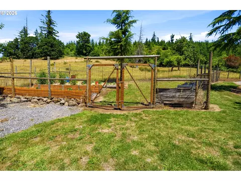 Exterior - 37886 S Wilhoit Rd, Molalla, OR 97038 photo 12 of 12
