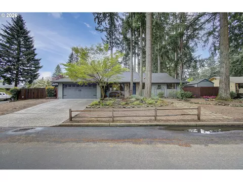 14317 NE 50th St, Vancouver, WA 98682